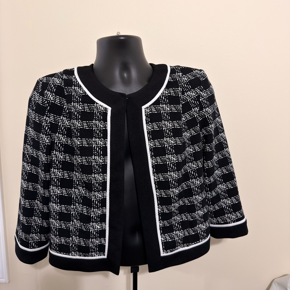 Elegant Black and White Women's Jacket